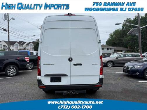 2019 Mercedes-Benz Sprinter 2500 Standard Roof