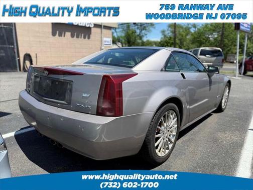2005 Cadillac XLR Base