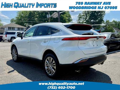 Blizzard Pearl 2021 Toyota Venza LE