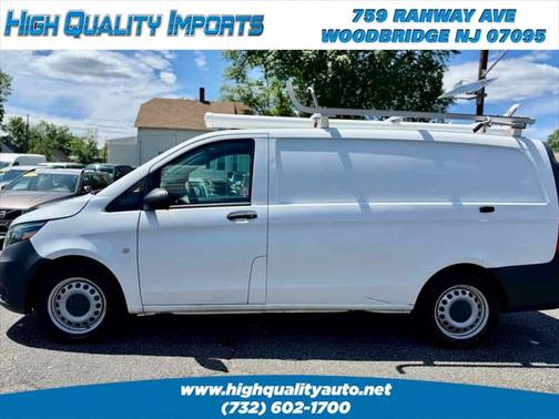 2017 Mercedes-Benz Metris Base