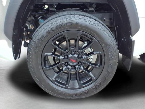 Wind Chill Pearl 2024 Toyota Tundra Limited