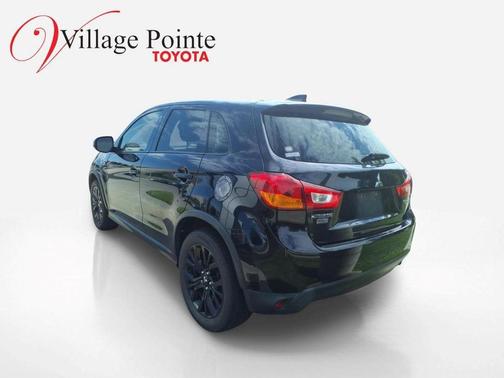 Labrador Black Pearl 2017 Mitsubishi Outlander Sport 2.0 LE