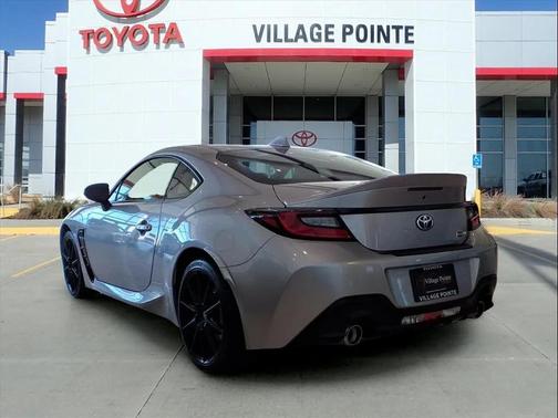 2025 Toyota GR86 Premium