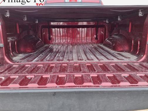 Delmonico Red Pearlcoat 2019 RAM 1500 Big Horn