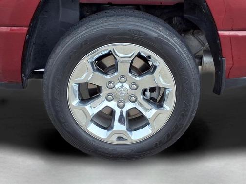 Delmonico Red Pearlcoat 2019 RAM 1500 Big Horn