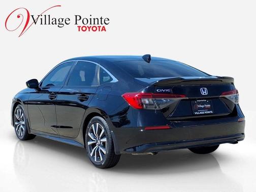 Crystal Black Pearl 2023 Honda Civic EX