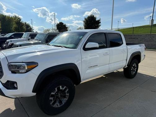 2023 Toyota Tacoma TRD Sport