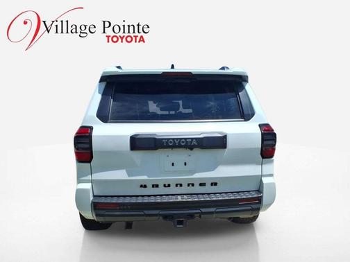 Ice Cap 2025 Toyota 4Runner SR5
