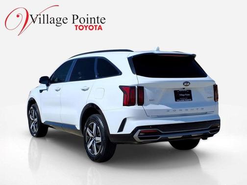 Glacial White Pearl 2021 Kia Sorento EX