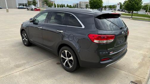 Glacial White Pearl 2021 Kia Sorento EX