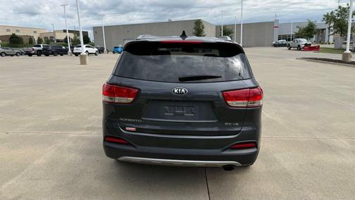 Glacial White Pearl 2021 Kia Sorento EX