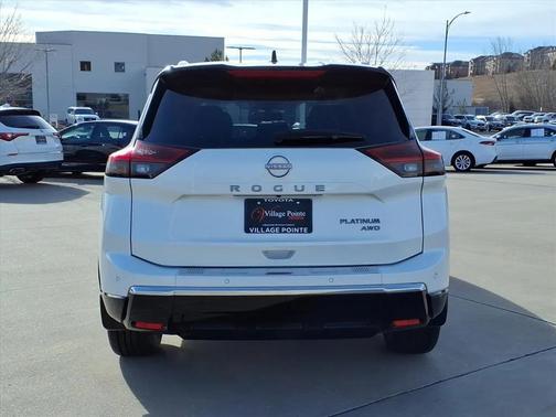 2024 Nissan Rogue Platinum