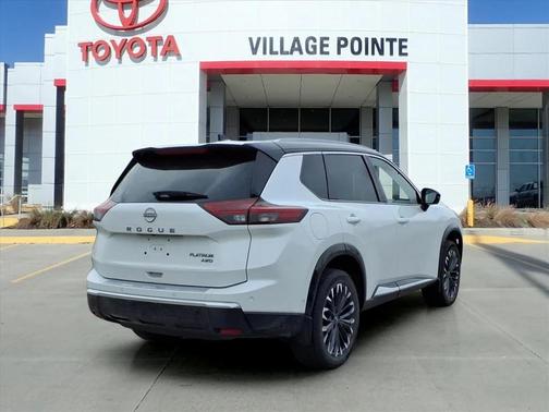 2024 Nissan Rogue Platinum