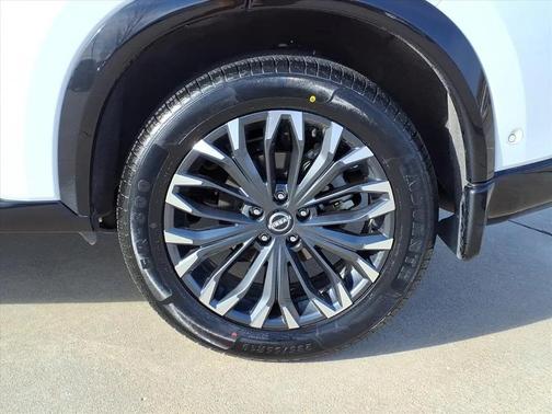 2024 Nissan Rogue Platinum