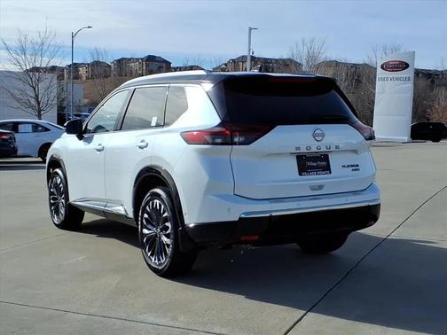 2024 Nissan Rogue Platinum