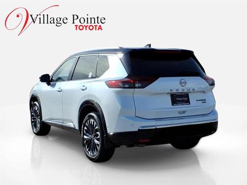 2024 Nissan Rogue Platinum