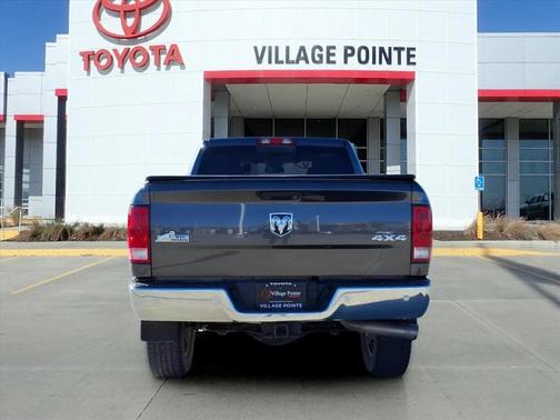 2018 RAM 2500 Big Horn Crew Cab 4x4 6'4' Box