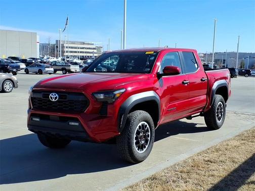2025 Toyota Tacoma TRD Off-Road