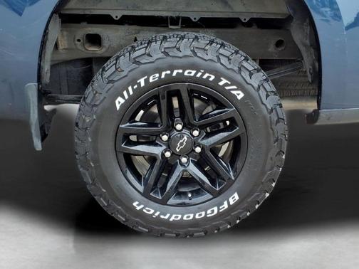 Northsky Blue Metallic 2020 Chevrolet Silverado 1500 Custom Trail Boss
