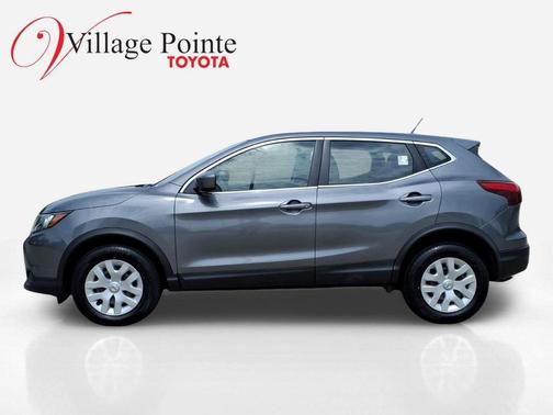 Gun Metallic 2019 Nissan Rogue Sport S