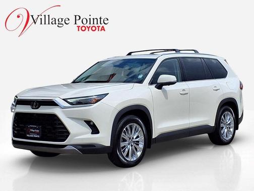 Coastal Cream 2024 Toyota Grand Highlander Platinum