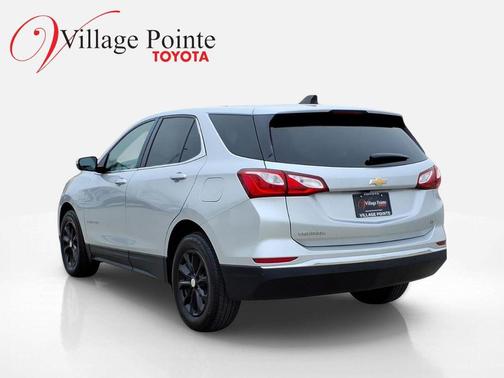 Silver Ice Metallic 2018 Chevrolet Equinox LT