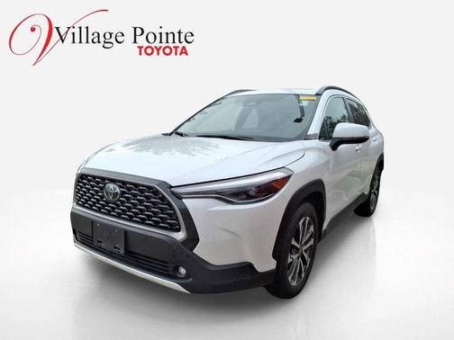 Wind Chill Pearl 2024 Toyota Corolla Cross XLE