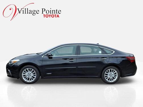 2018 Toyota Avalon Hybrid Limited