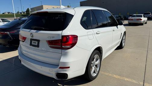 Alpine White 2018 BMW X5 xDrive50i