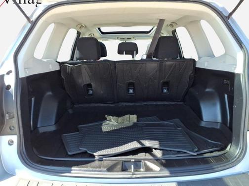 Ice Silver Metallic 2015 Subaru Forester 2.5i Premium