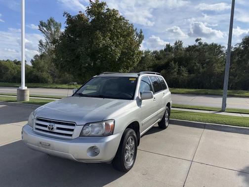 2004 Toyota Highlander Base