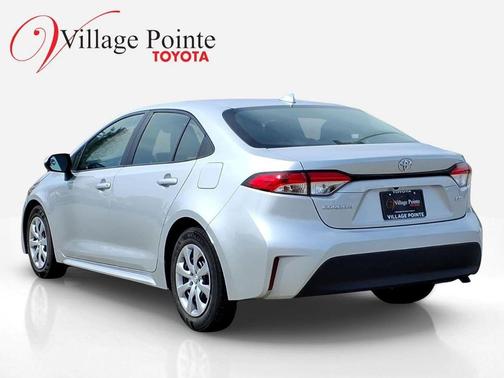 Classic Silver Metallic 2023 Toyota Corolla LE