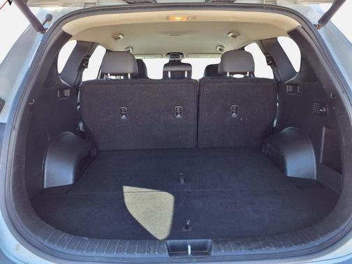 Shimmering Silver Pearl 2023 Hyundai SANTA FE SEL 2.4