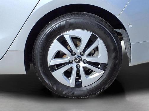 2017 Toyota Prius Three