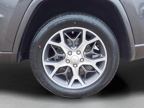 2020 Jeep Grand Cherokee Overland