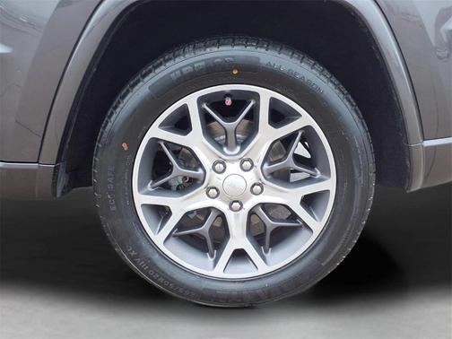 2020 Jeep Grand Cherokee Overland