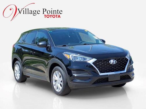 Black Noir Pearl 2019 Hyundai TUCSON SE
