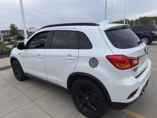 2019 Mitsubishi Outlander Sport 2.0 LE