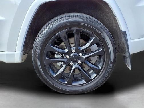 2022 Jeep Grand Cherokee Laredo