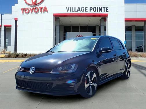 2017 Volkswagen Golf GTI 2.0T SE 4-Door