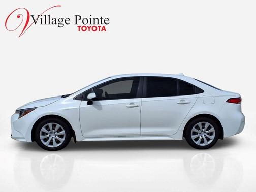 Super White 2021 Toyota Corolla LE