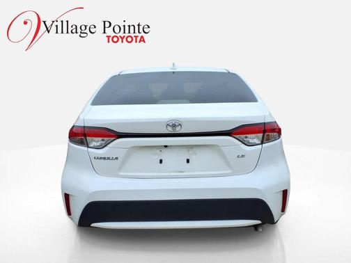 Super White 2021 Toyota Corolla LE