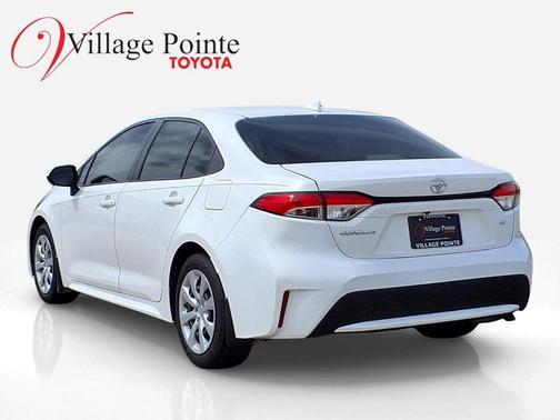 Super White 2021 Toyota Corolla LE