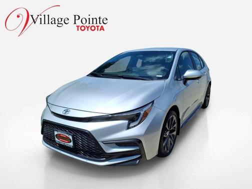 Classic Silver Metallic 2026 Toyota Corolla SE
