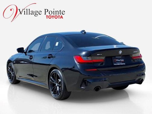 Black Sapphire Metallic 2021 BMW 330 xDrive