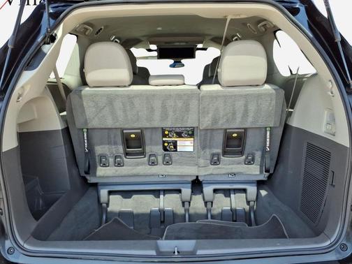Midnight Black Metallic 2020 Toyota Sienna XLE Premium