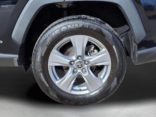 2023 Toyota RAV4 Hybrid LE