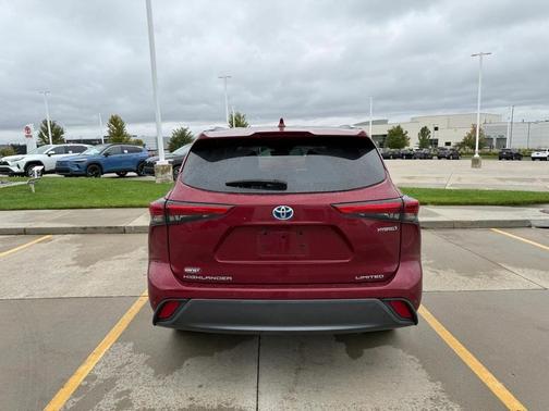 2021 Toyota Highlander Hybrid Limited