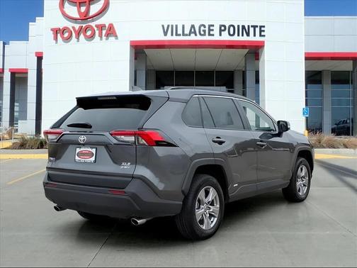 2025 Toyota RAV4 Hybrid XLE