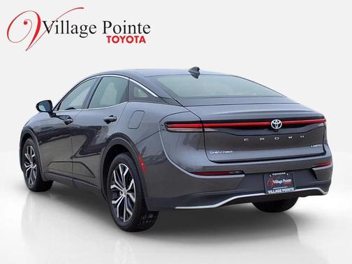 2024 Toyota Crown Limited